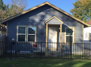 909 McIntosh St, Houston, TX 77009