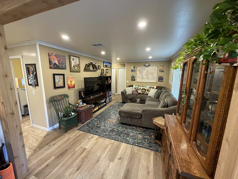 1723 Balboa Rd — Photo 8