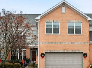 178 Partridge Ln, Bartlett, IL 60103