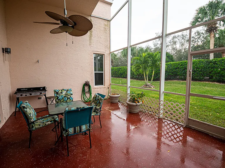 431 NW Cool Water Ct — Photo 18