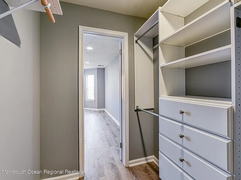 45 Tulip Ln — Photo 15