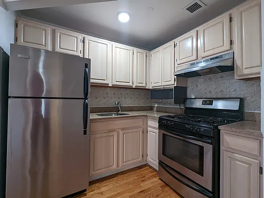 Rented by Heller Organization | media 4