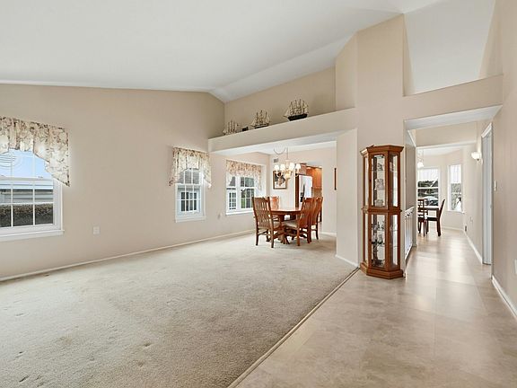 4th image of 2 Kismet Ct