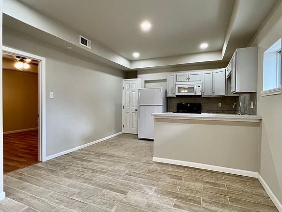 4th image of 22204 E Martin Dr #B