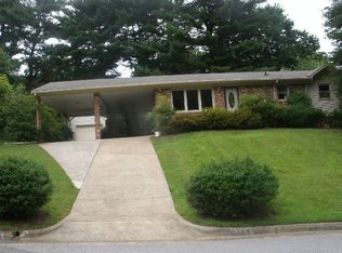 115 Wimbish Pl, Danville, VA 24541