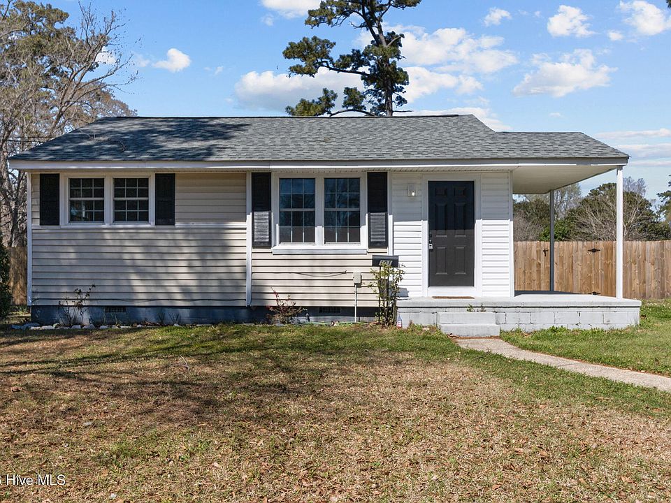 1st image of 101 Robin Road