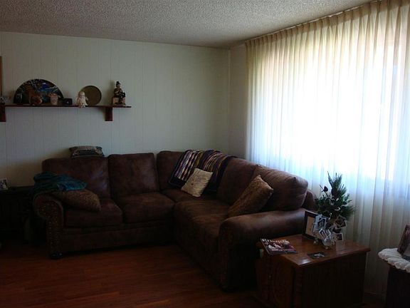 5th image of 410 Gagon Dr