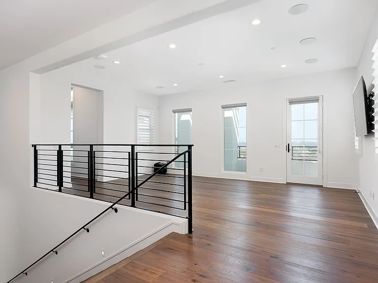 6179 Summit Crest Cir — Photo 28