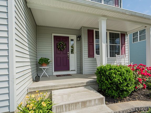 5th image of 10 Sycamore St