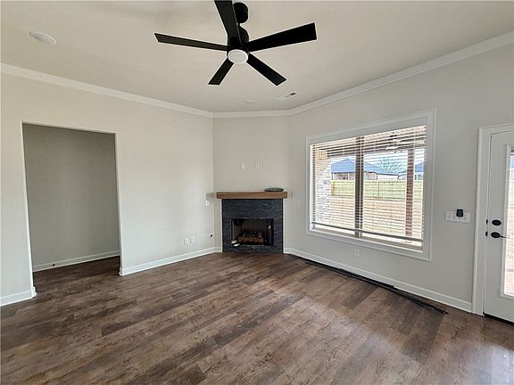 4th image of 1817 Ferguson St