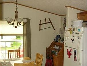 3rd image of 110 Cooper Ln