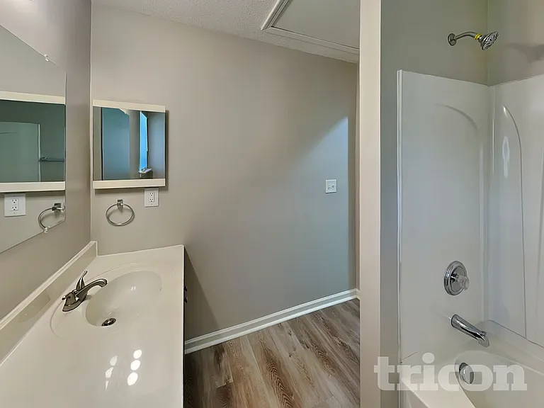12360 Hennigan Place Ln — Photo 8