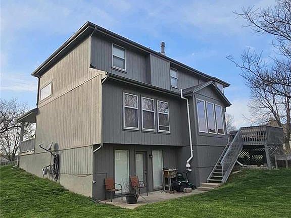 5th image of 7711 Breckenridge Ave