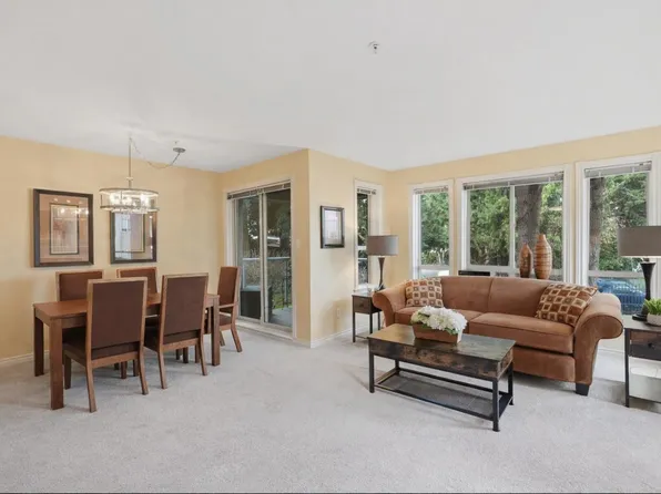 2575 Ware St #211, Abbotsford, BC V2S 3E2