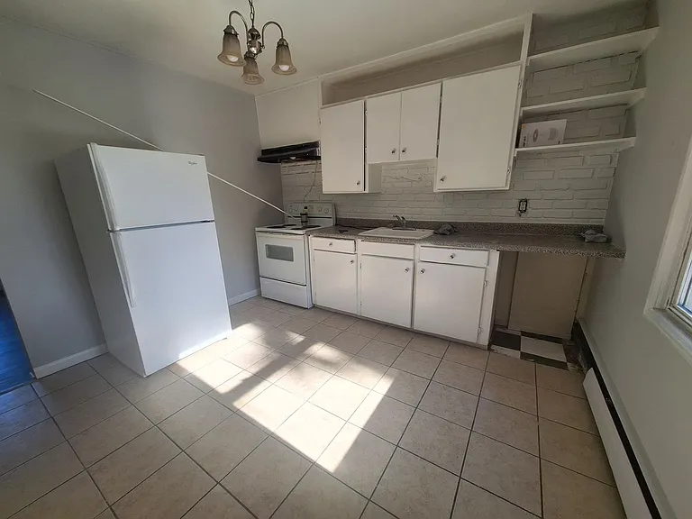 26153 Nagel St — Photo 4