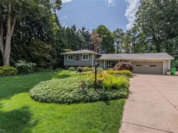 160 Lucy Ln, Northfield, OH 44067