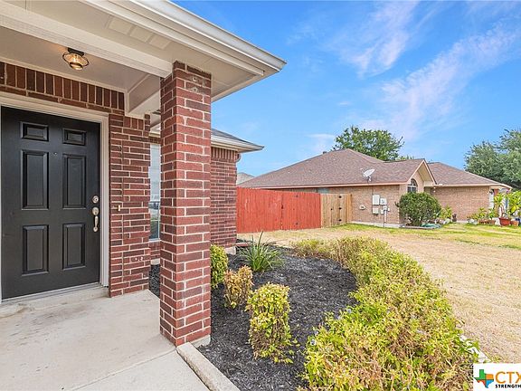 4th image of 2046 Cornerstone Dr