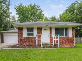 10221 E Baribeau Ln, Indianapolis, IN 46229