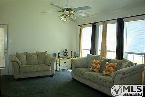 2nd image of 1517 Kelly Ln