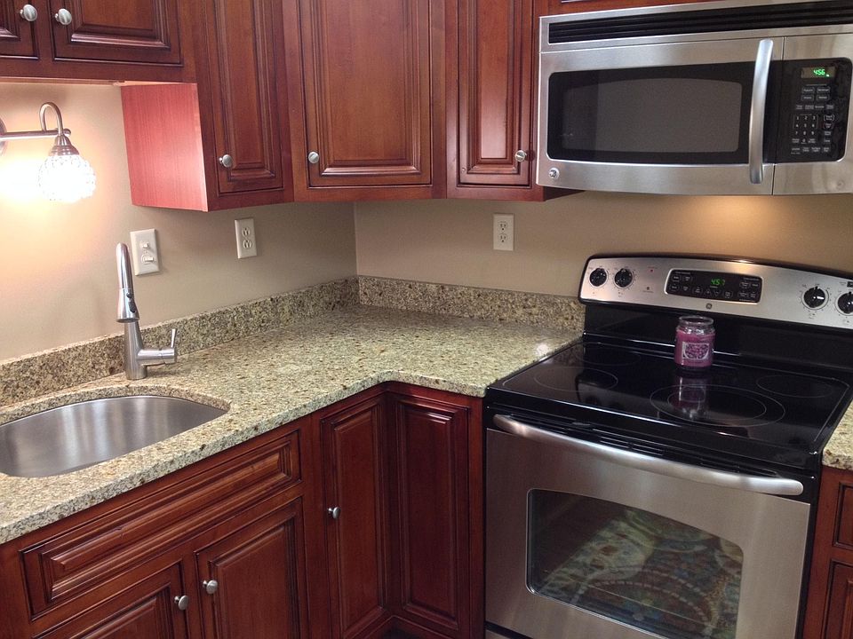 1st image of 41 Oswego St APT 200