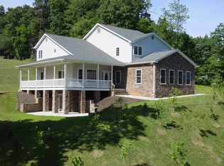 2059 Garrett Rd, Manchester, MD 21102