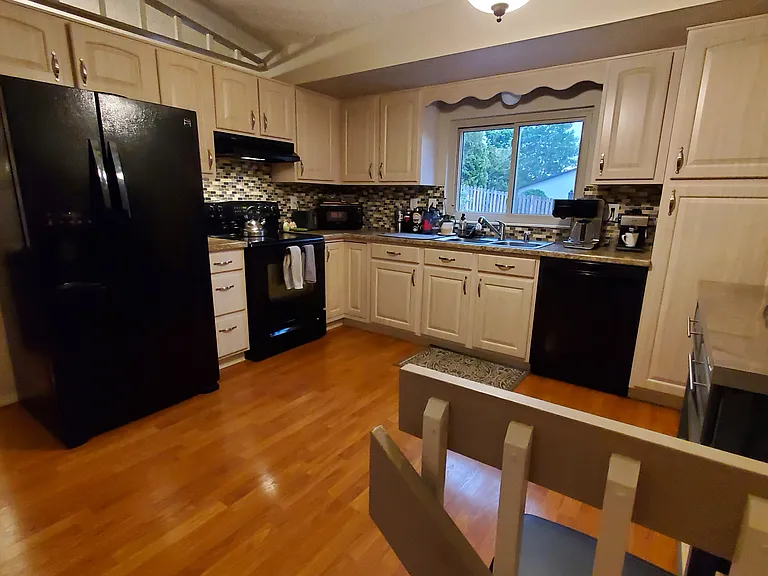4959 Wood Brook Ct — Photo 12