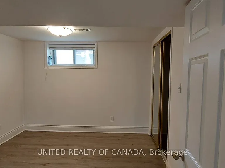 13 George St #2 — Photo 11