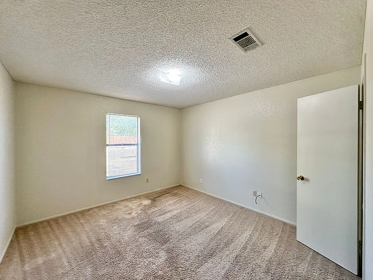 1808 Miranda Ave — Photo 18