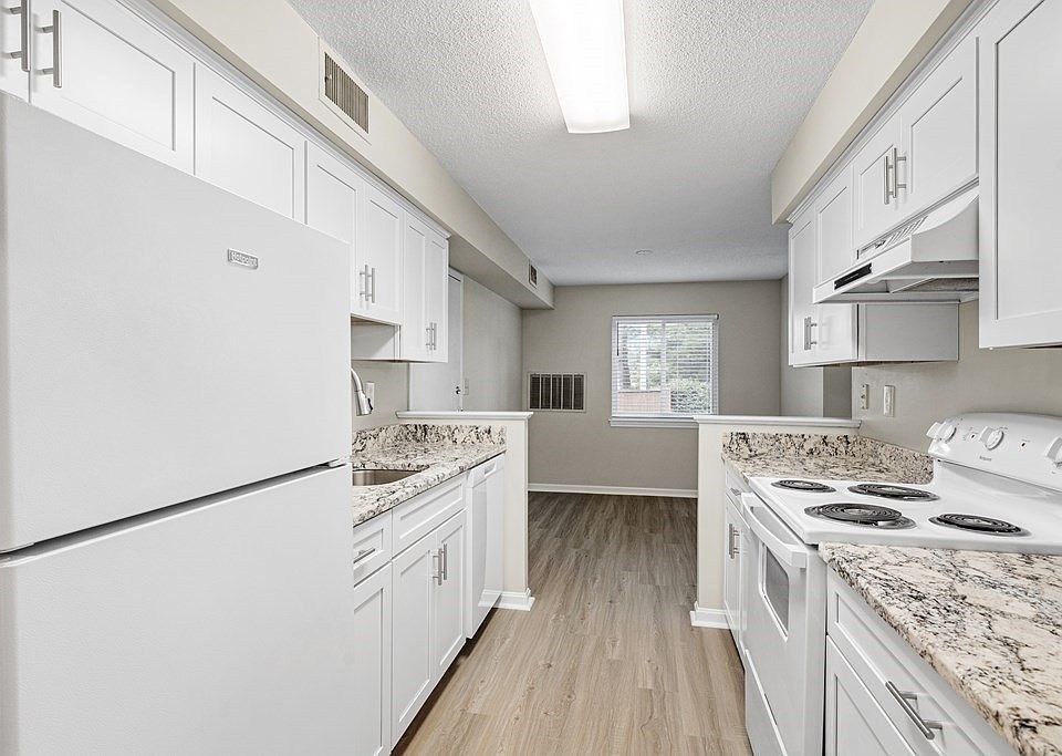1st image of 6 Beals Cove Rd APT B