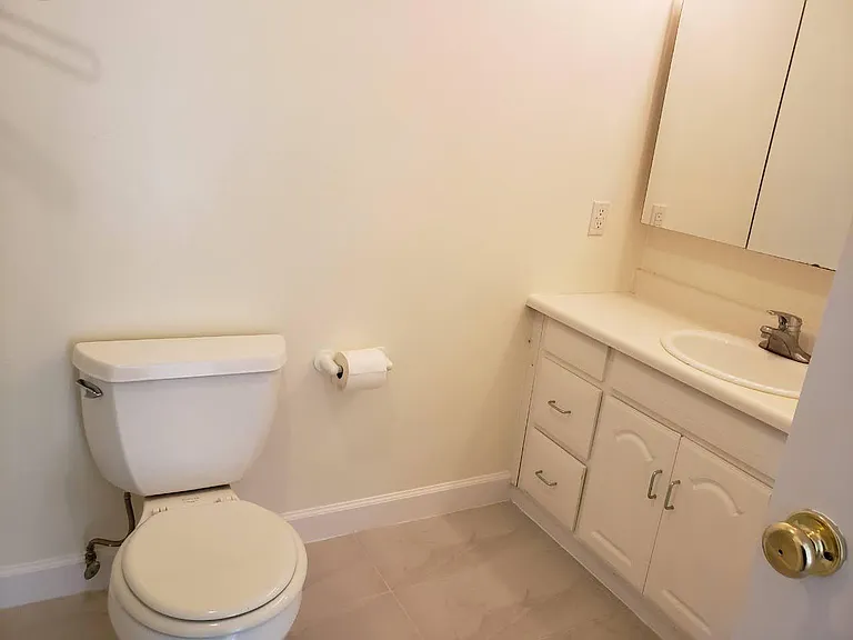 1409 Park Ave — Photo 11