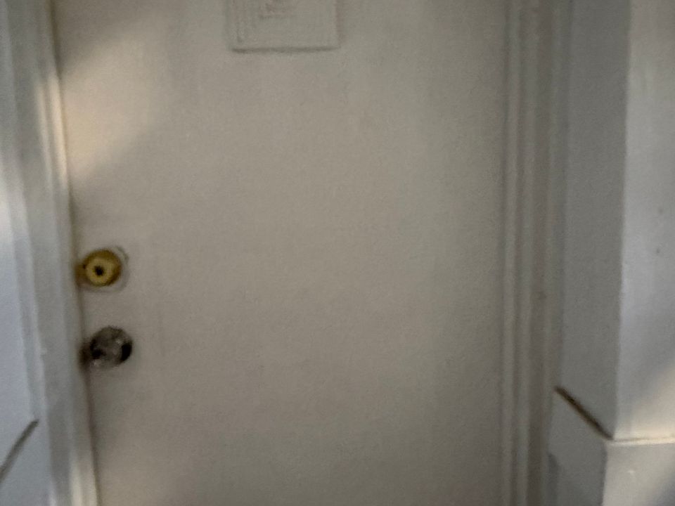 1st image of 27 Elmwood Park APT 6