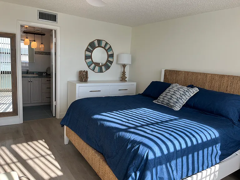 7600 Sun Island Dr S #205 — Photo 12