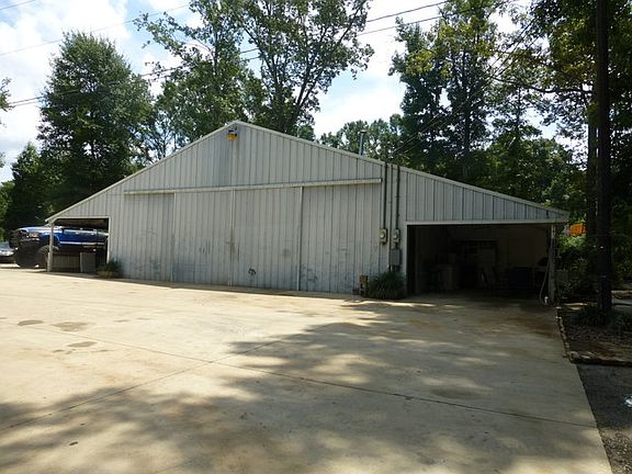 4th image of 8567 Muscadine Ln W