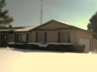 5487 Hill Rd, Swartz Creek, MI 48473