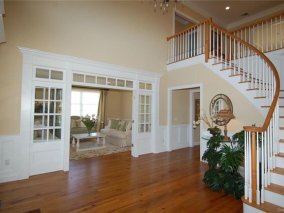 5th image of 43 Forest Lake Dr