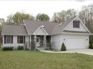 7112 Beaver Ridge Dr, Battle Creek, MI 49014