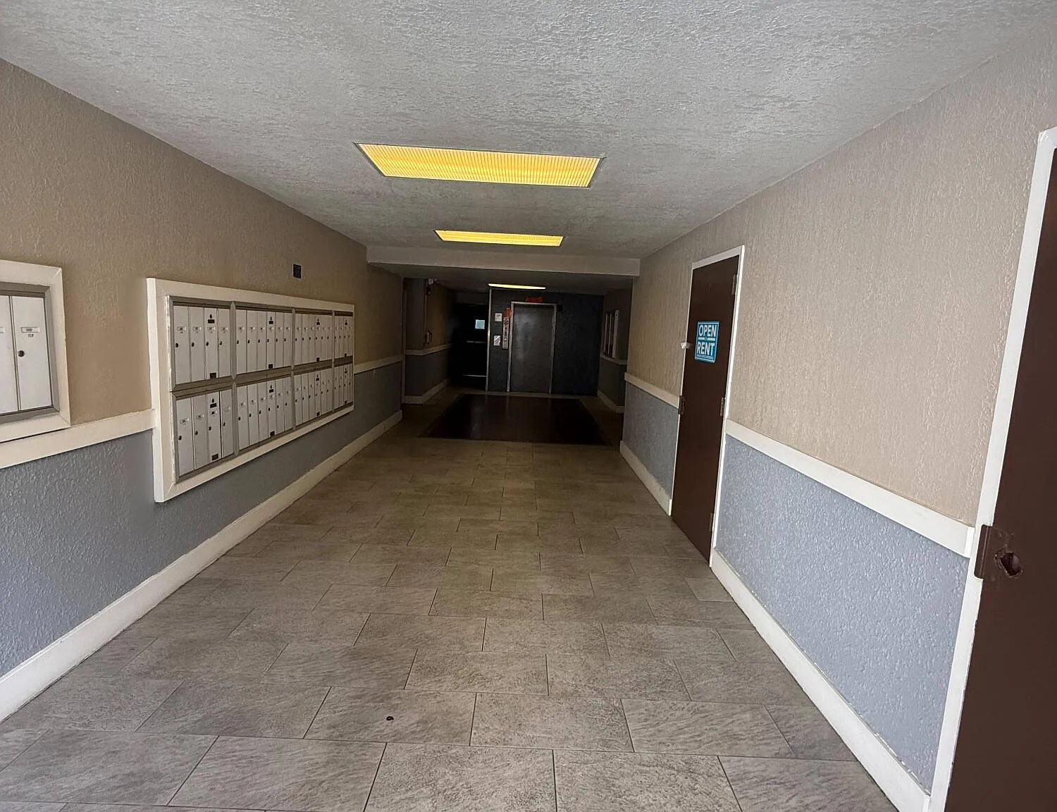 2 bed, 2.0 bath, 1036 sqft, $1,900 — Photo 4
