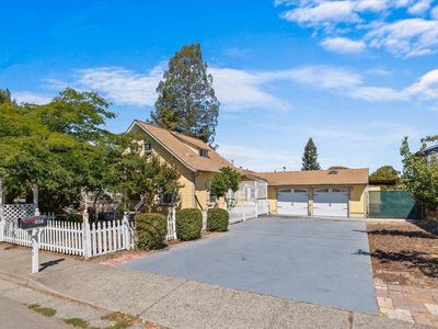 563 Windsor River Road, Windsor, CA, 95492