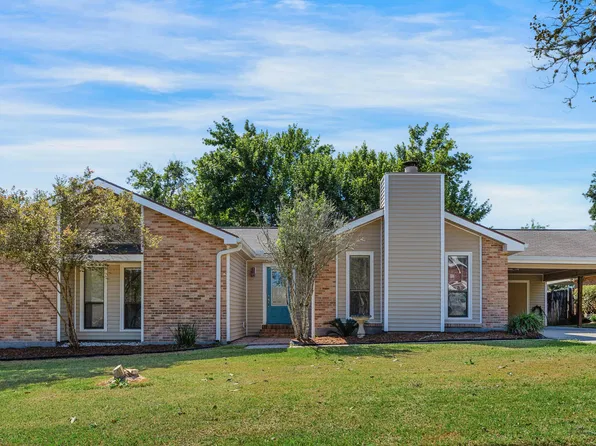 105 Sumter Ave, Broussard, LA 70518