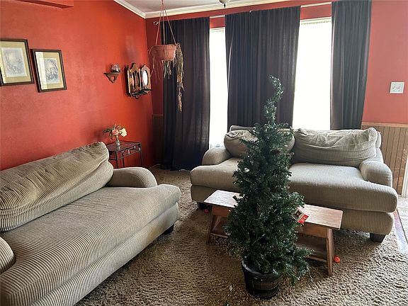 3rd image of 716 Lila Ct
