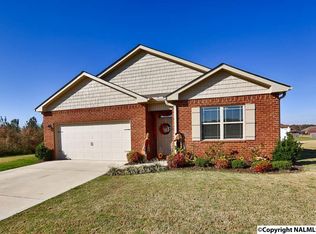 140 Natalie Jane Dr, Hazel Green, AL 35750