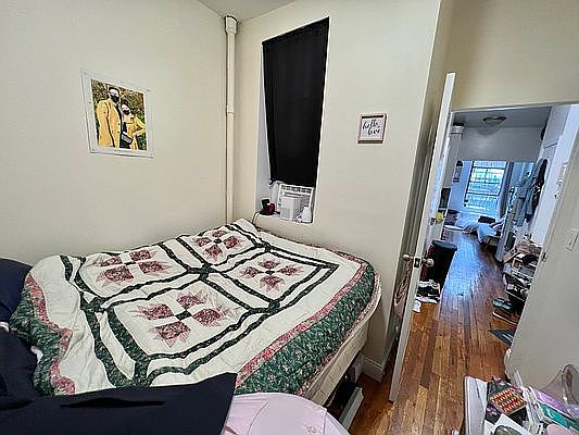 4th image of 406 E 64th St APT 6