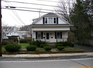 1201 Plainfield St, Johnston, RI 02919