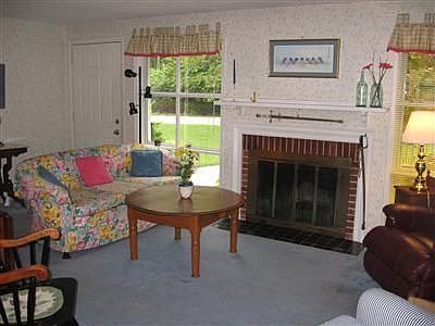 2nd image of 3820 Lenox Dr