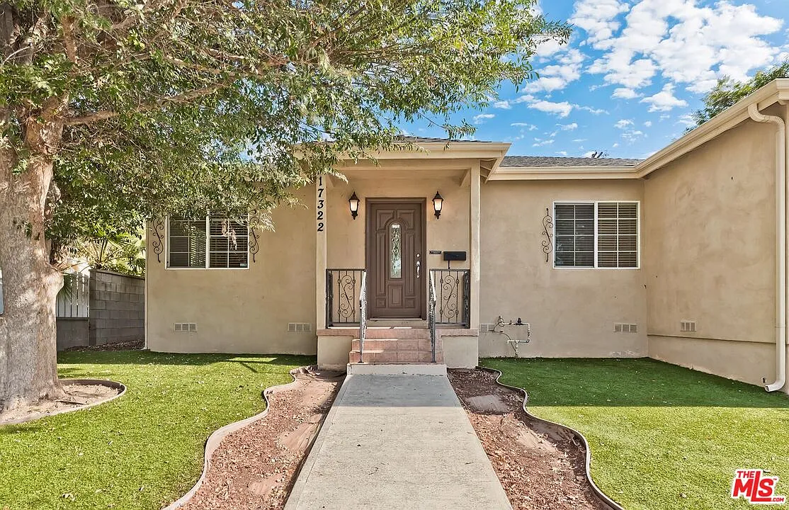 3 bed, 3.5 bath, 1968 sqft, $5,250 — Photo 1
