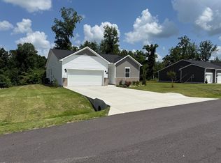 706 Chestnut Bnd, Dickson, TN 37055