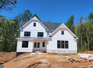 42 Gleneagles Way, Pendergrass, GA 30567