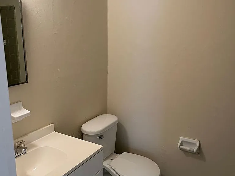 9 W Park Ct — Photo 16