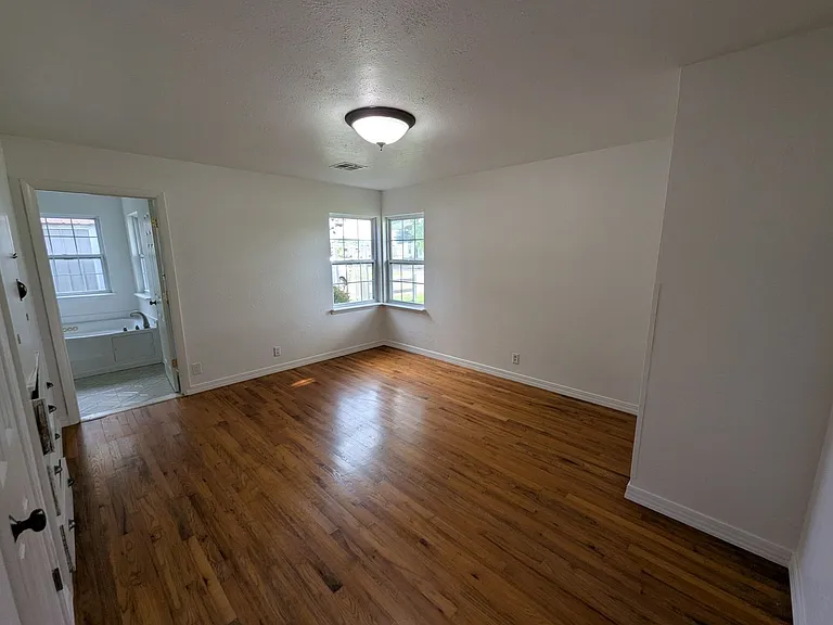 320 S Country Club Rd — Photo 31