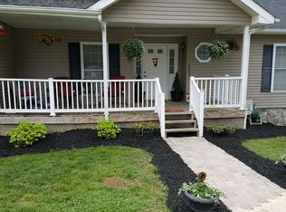 274 Ellsworth Ct, Ridgeway, VA 24148